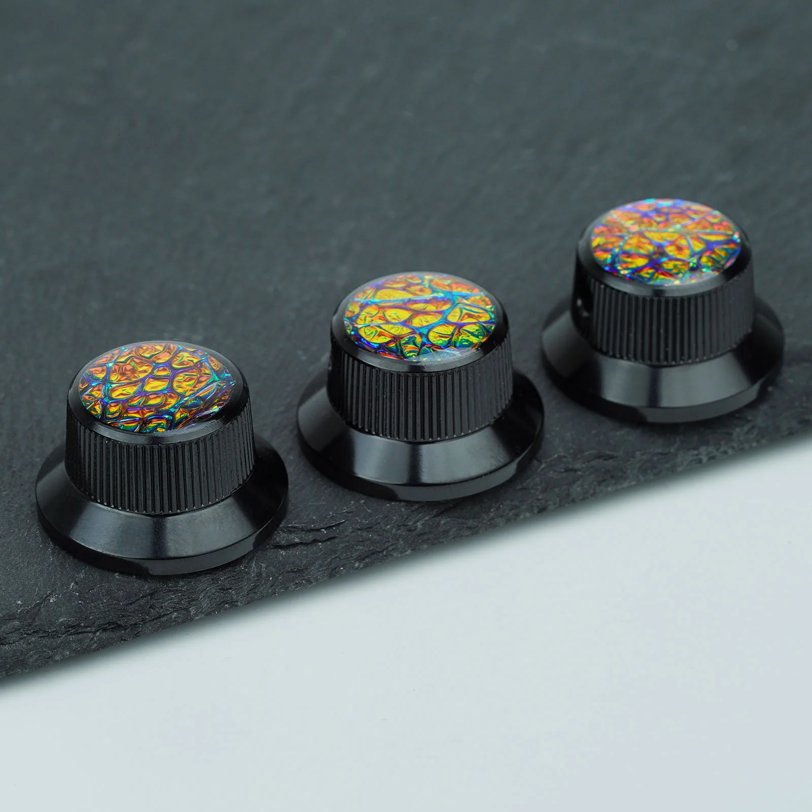 Guyker CKB019A Gold Foil Starburst Aluminum Control Knobs 6.3mm for Electric Guitar & Bass - Image 10