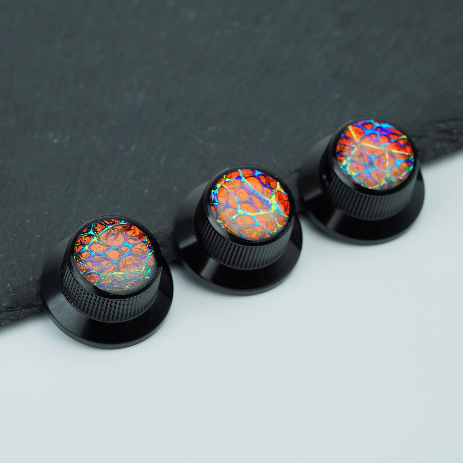 Guyker CKB019A Gold Foil Starburst Aluminum Control Knobs 6.3mm for Electric Guitar & Bass - Image 11