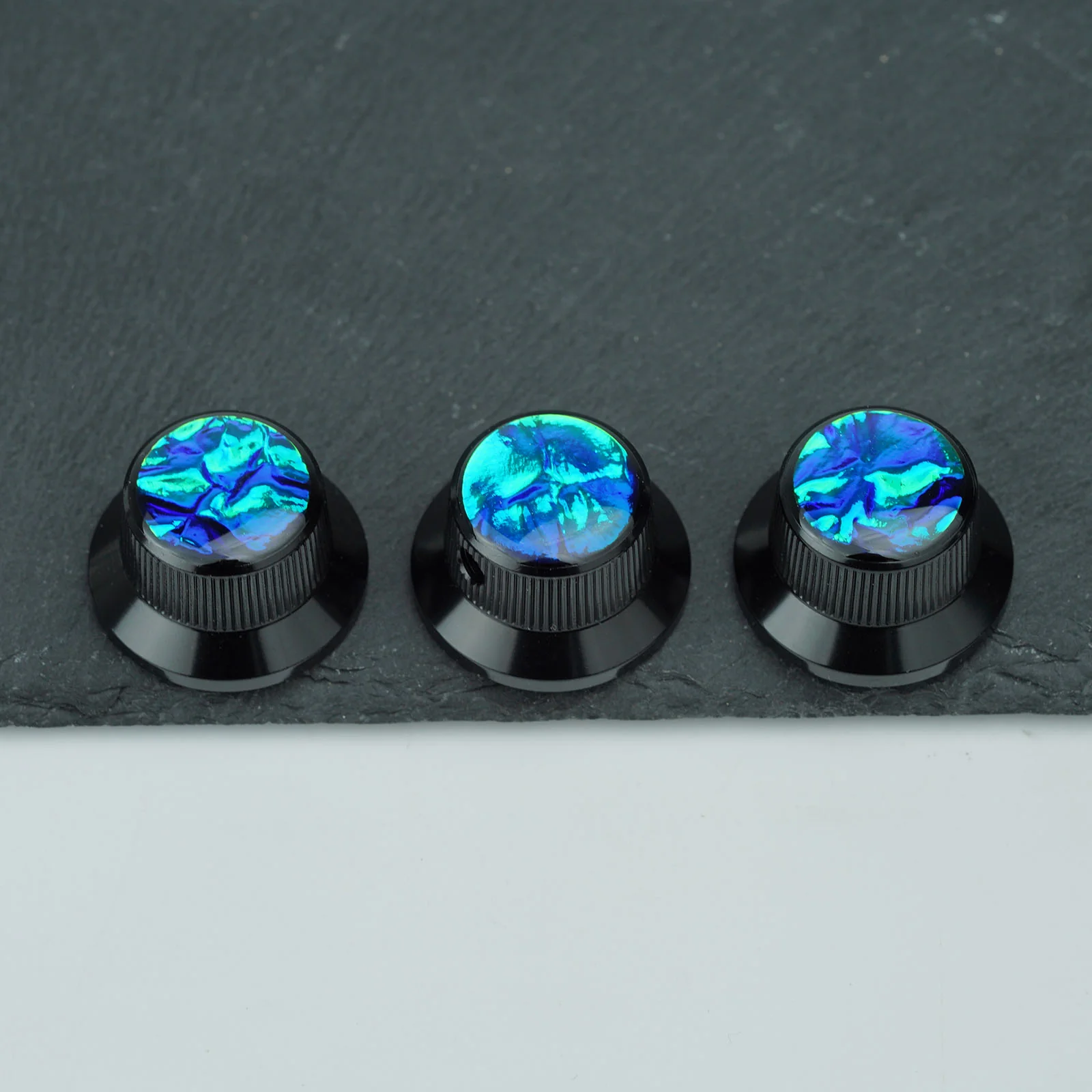 Guyker CKB019B Aluminum 6.3mm Control Knobs 3PC with Pattern Top for Electric Guitar & Bass - Image 10