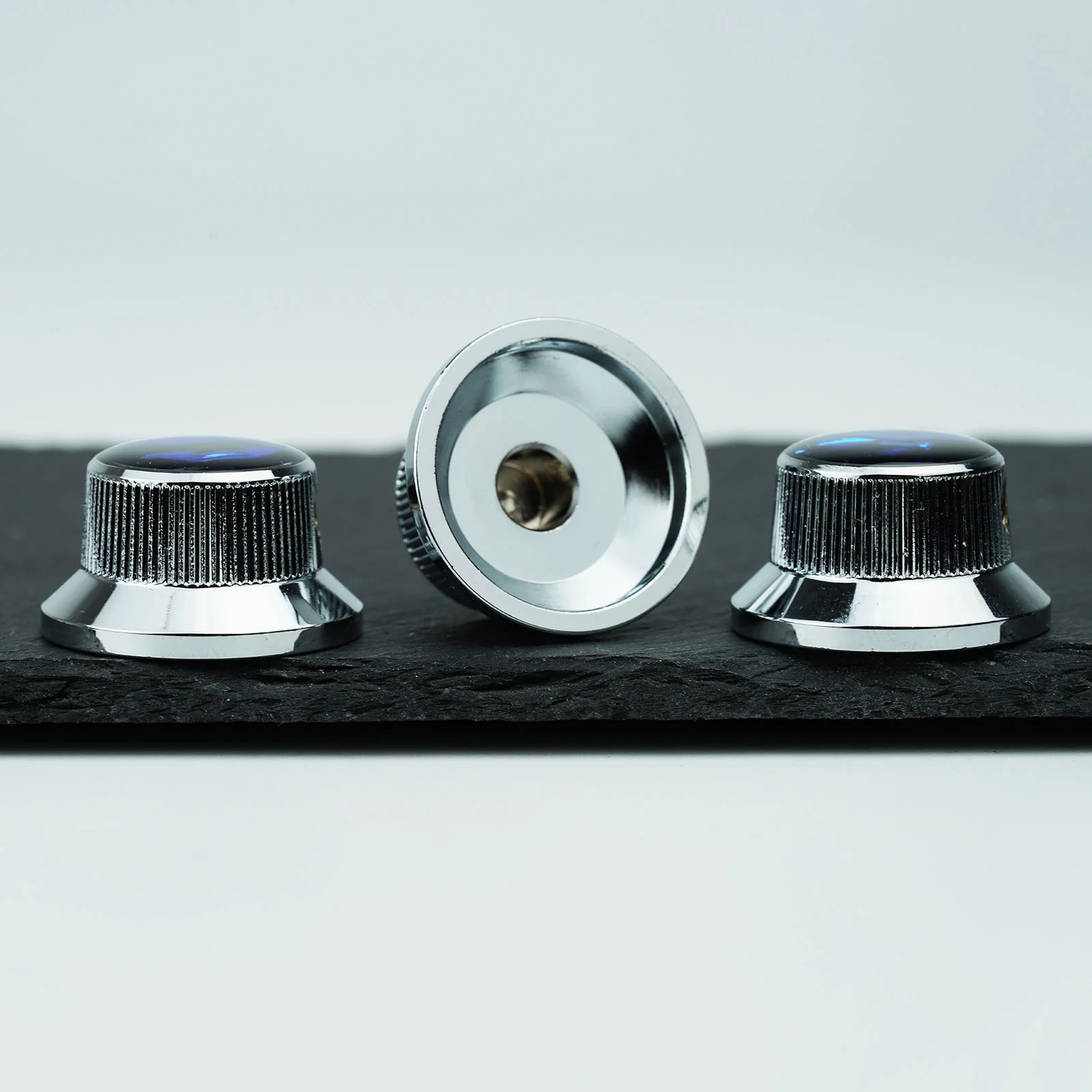 Guyker CKB019B Aluminum 6.3mm Control Knobs 3PC with Pattern Top for Electric Guitar & Bass - Image 7