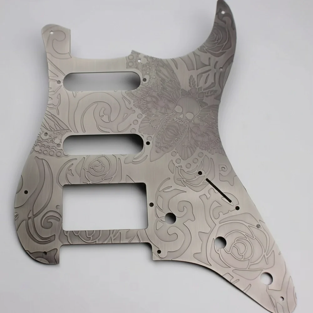 Guyker PG005 11-hole Modern-style S/S/H Brass Pickguard for FD Stratocaster - Image 12