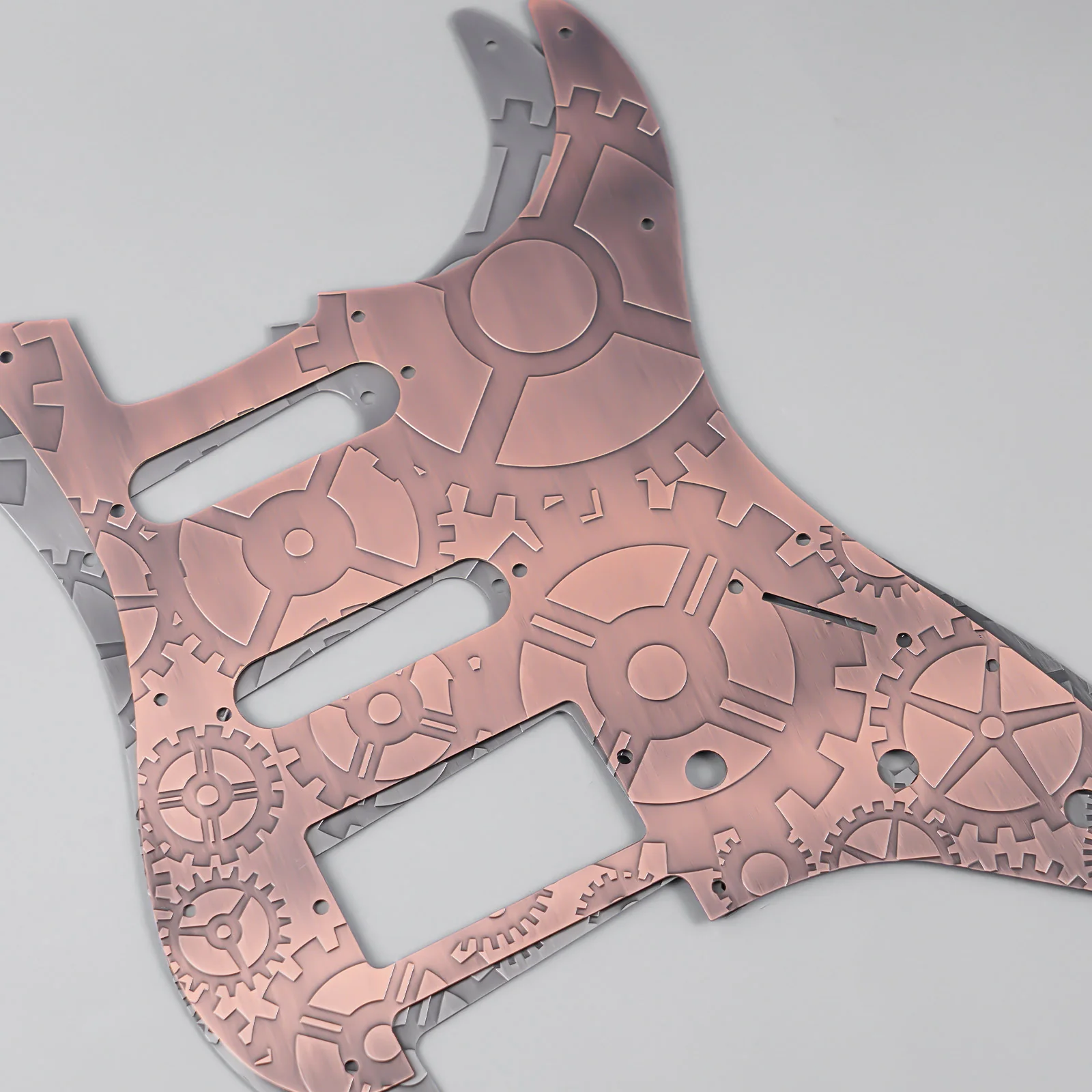 Guyker PG005 11-hole Modern-style S/S/H Brass Pickguard for FD Stratocaster - Image 4