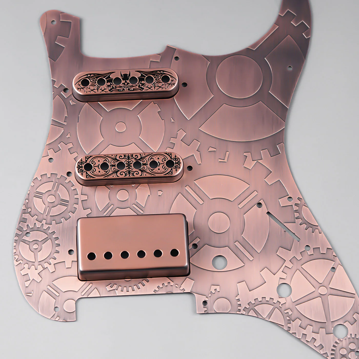 Guyker PG005 11-hole Modern-style S/S/H Brass Pickguard for FD Stratocaster - Image 8