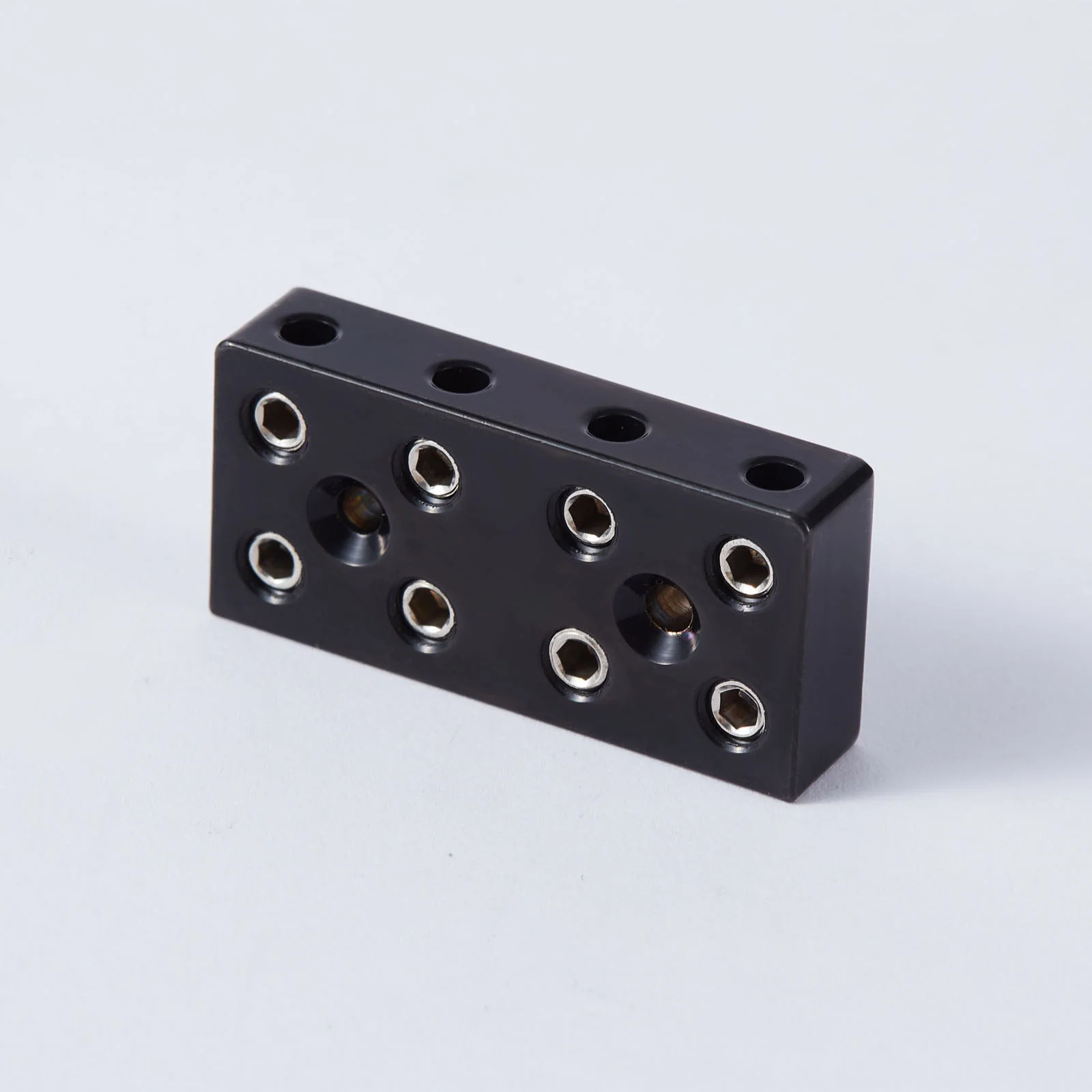 Guyker 4/5 String Headless Bass Bridge String Lock Nut - Image 3
