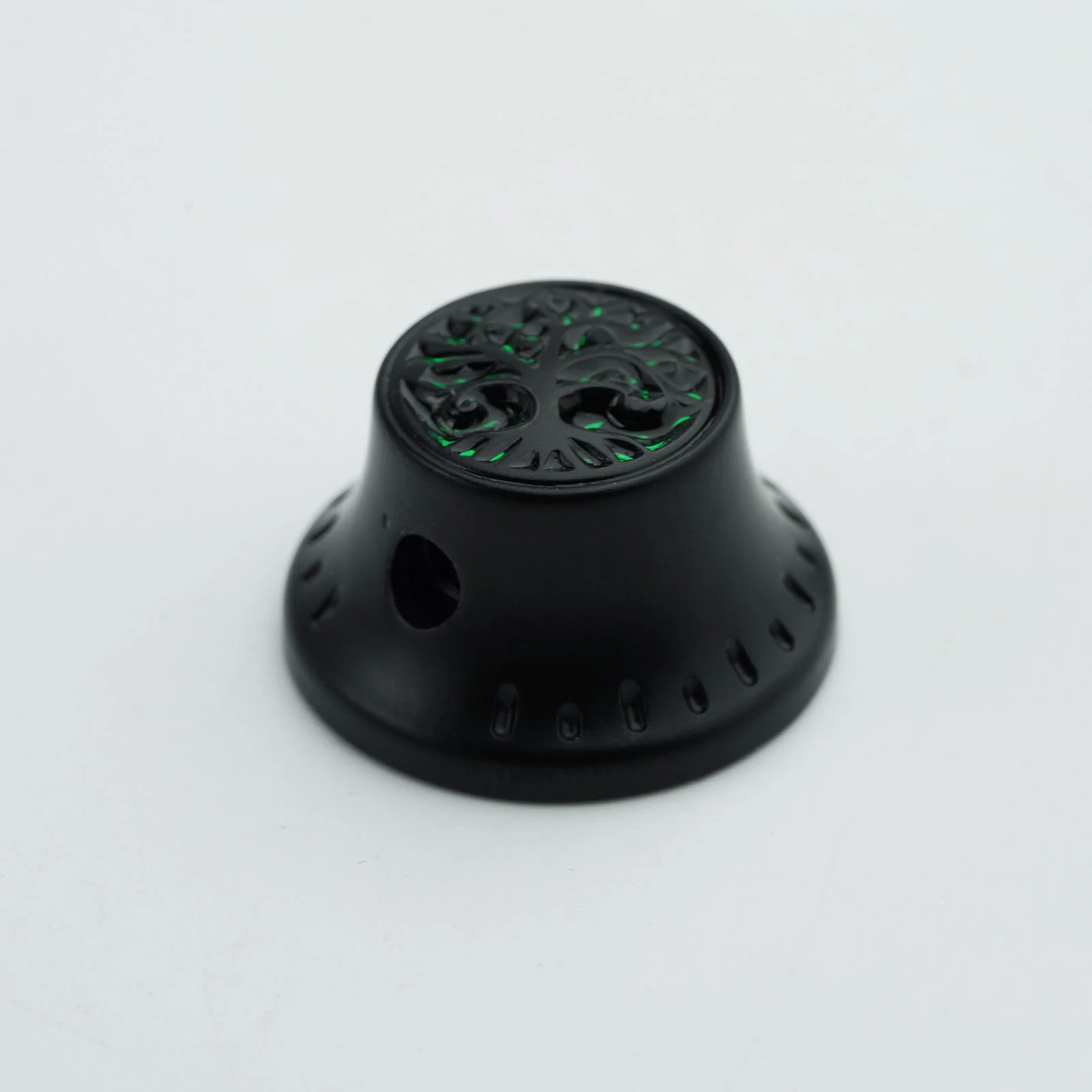 Guyker CKB033 Control Knob Tree of Life Bell Shape 6.3mm for Electric Guitar & Bass - Image 3