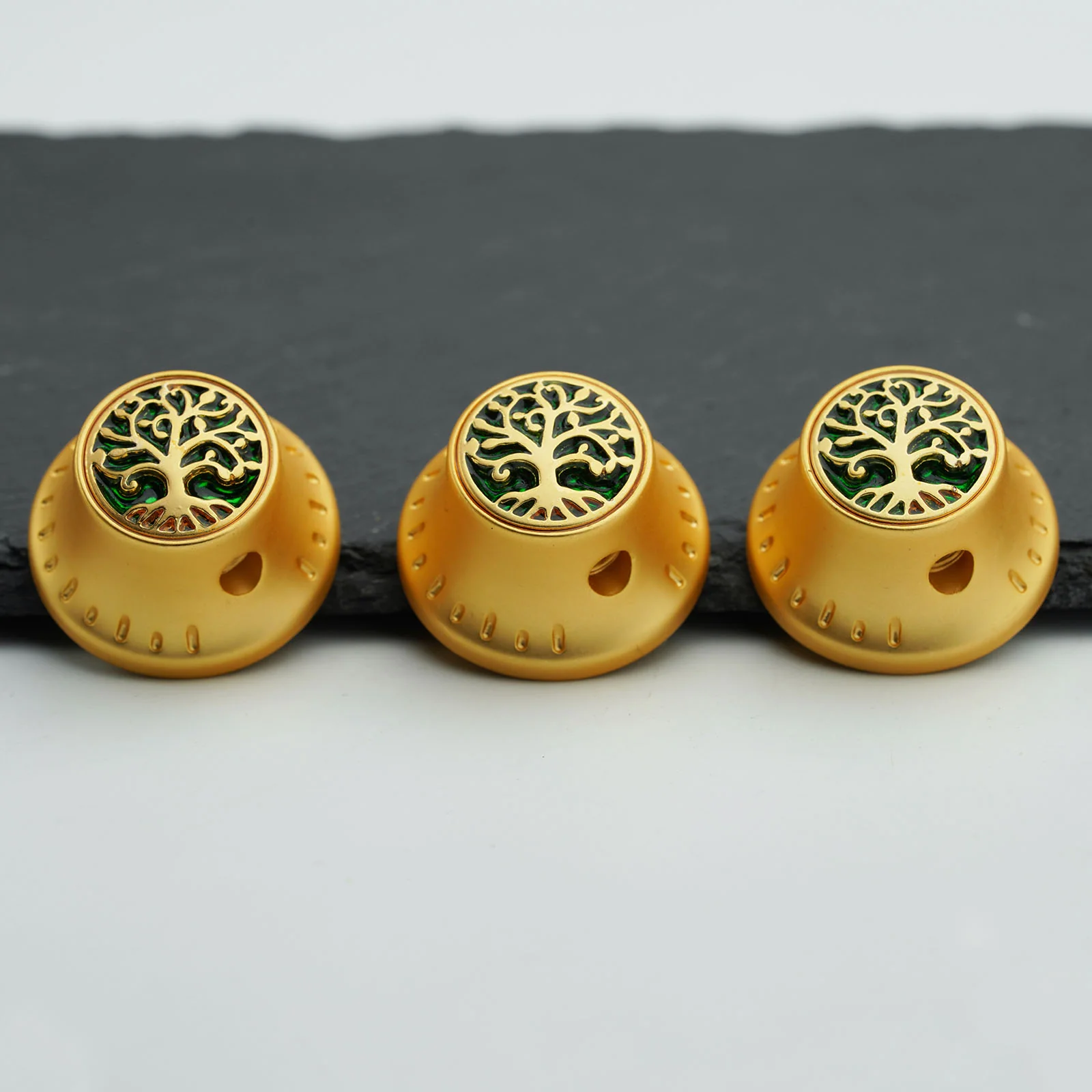Guyker CKB033 Control Knob Tree of Life Bell Shape 6.3mm for Electric Guitar & Bass - Image 6