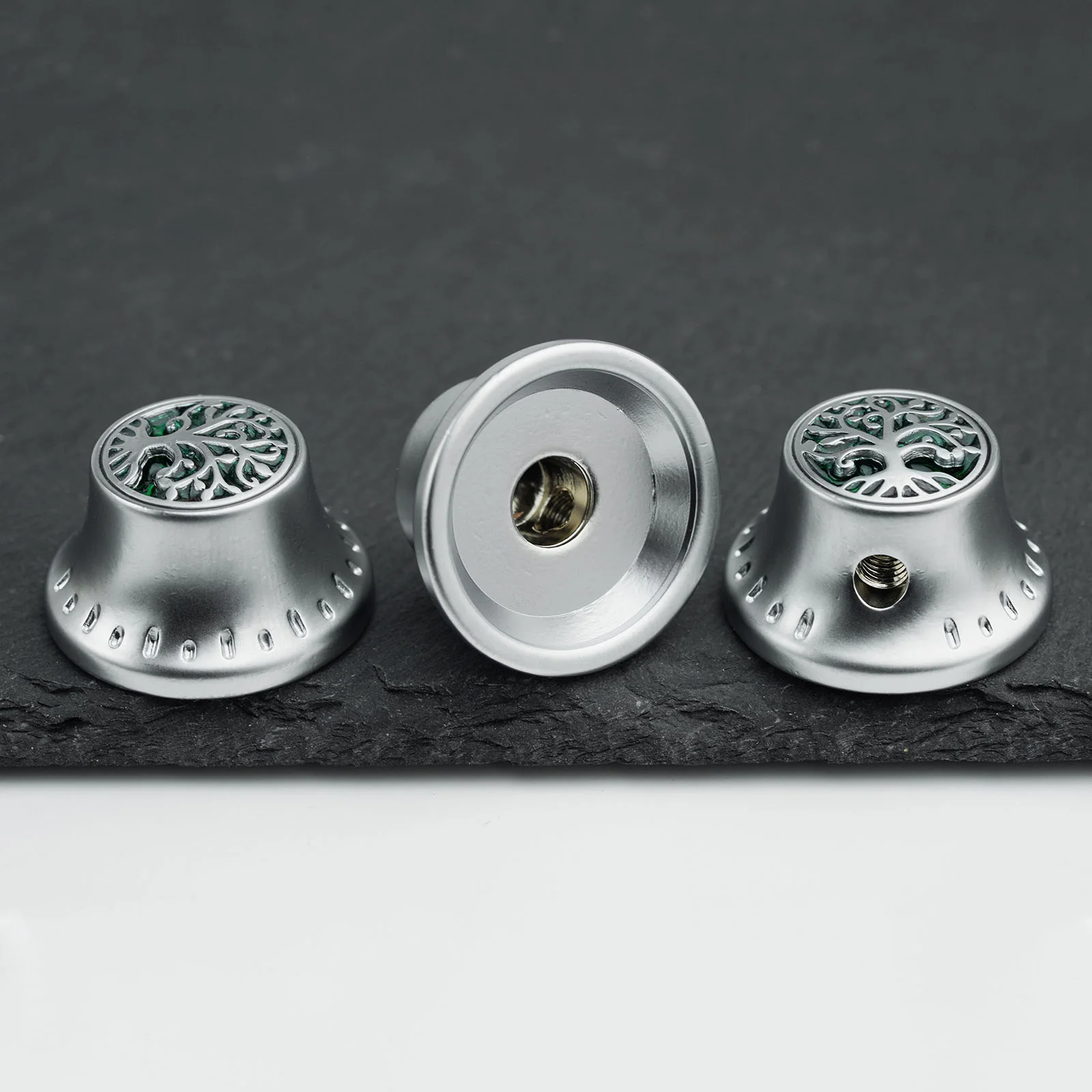 Guyker CKB033 Control Knob Tree of Life Bell Shape 6.3mm for Electric Guitar & Bass - Image 9
