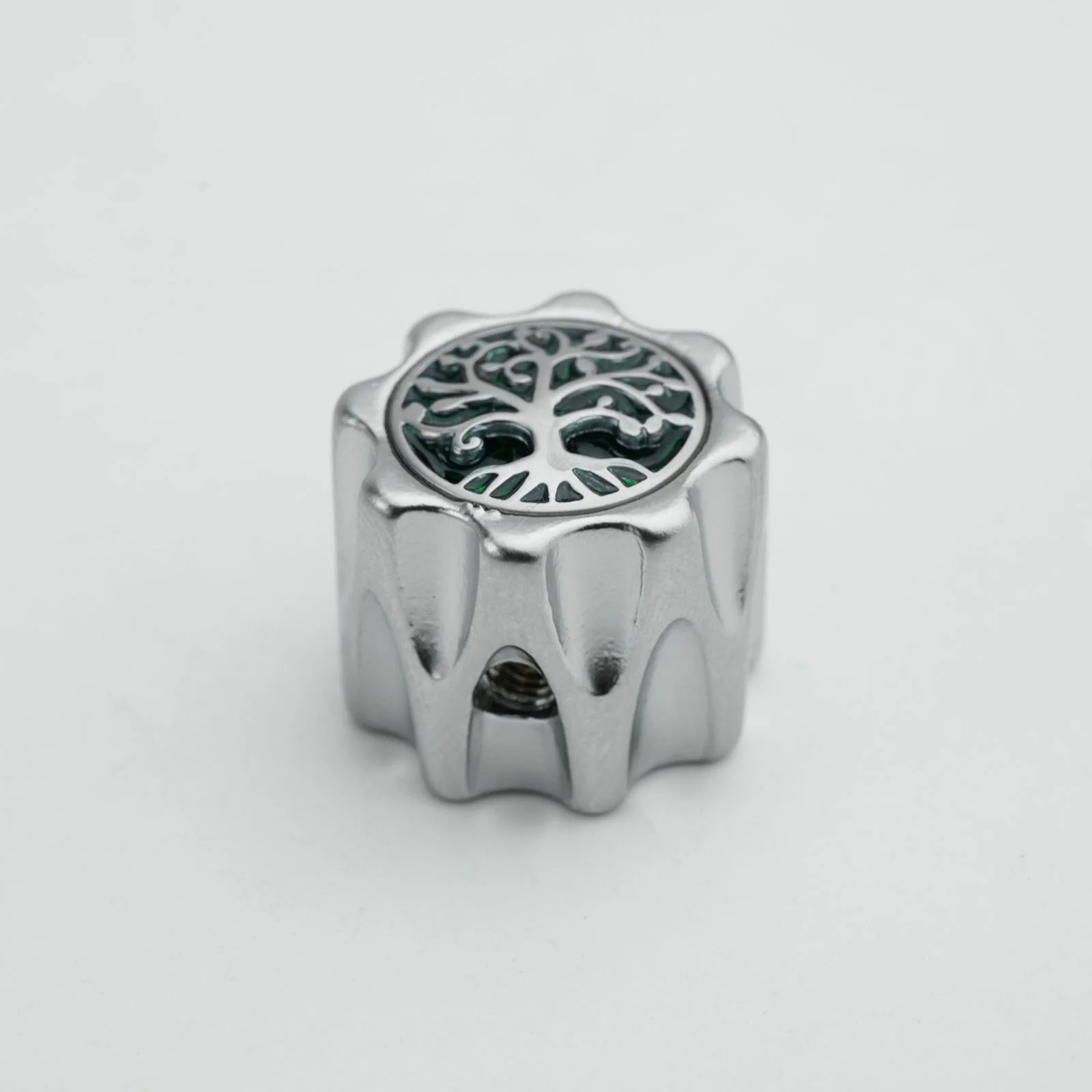 Guyker CKB034 Control Knob Tree of Life Top 6.3mm for Electric Guitar & Bass - Image 3