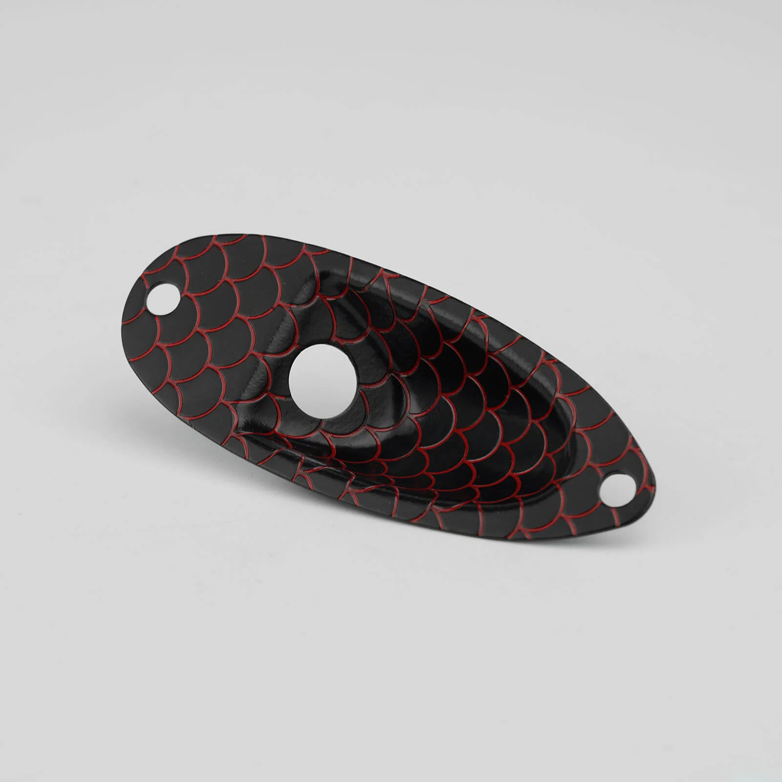 Guyker GJ-009 Metal Jack Plate with Scale Texture Design for Electric Guitar - Image 3