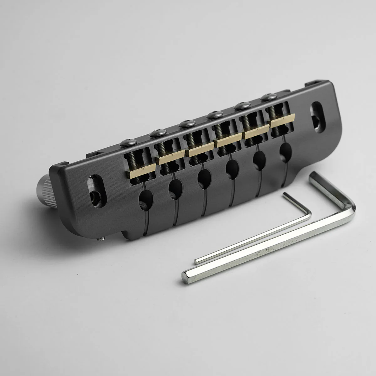 Guyker GMA-014 CNC Machined Aluminum Alloy Wraparound Bridge - Image 25
