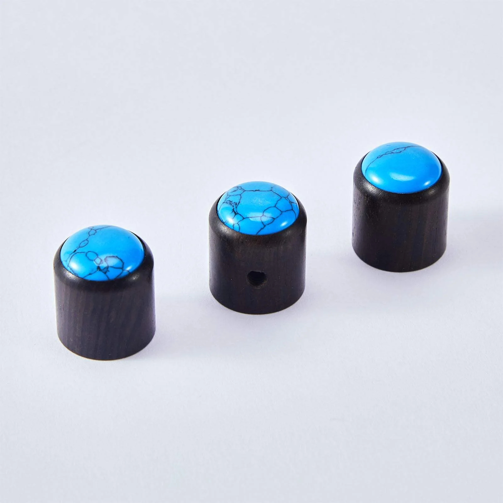 WK013 Guitar Bass Natural Amethyst Stone Surface Control Knobs with 6mm Dia. - Image 5