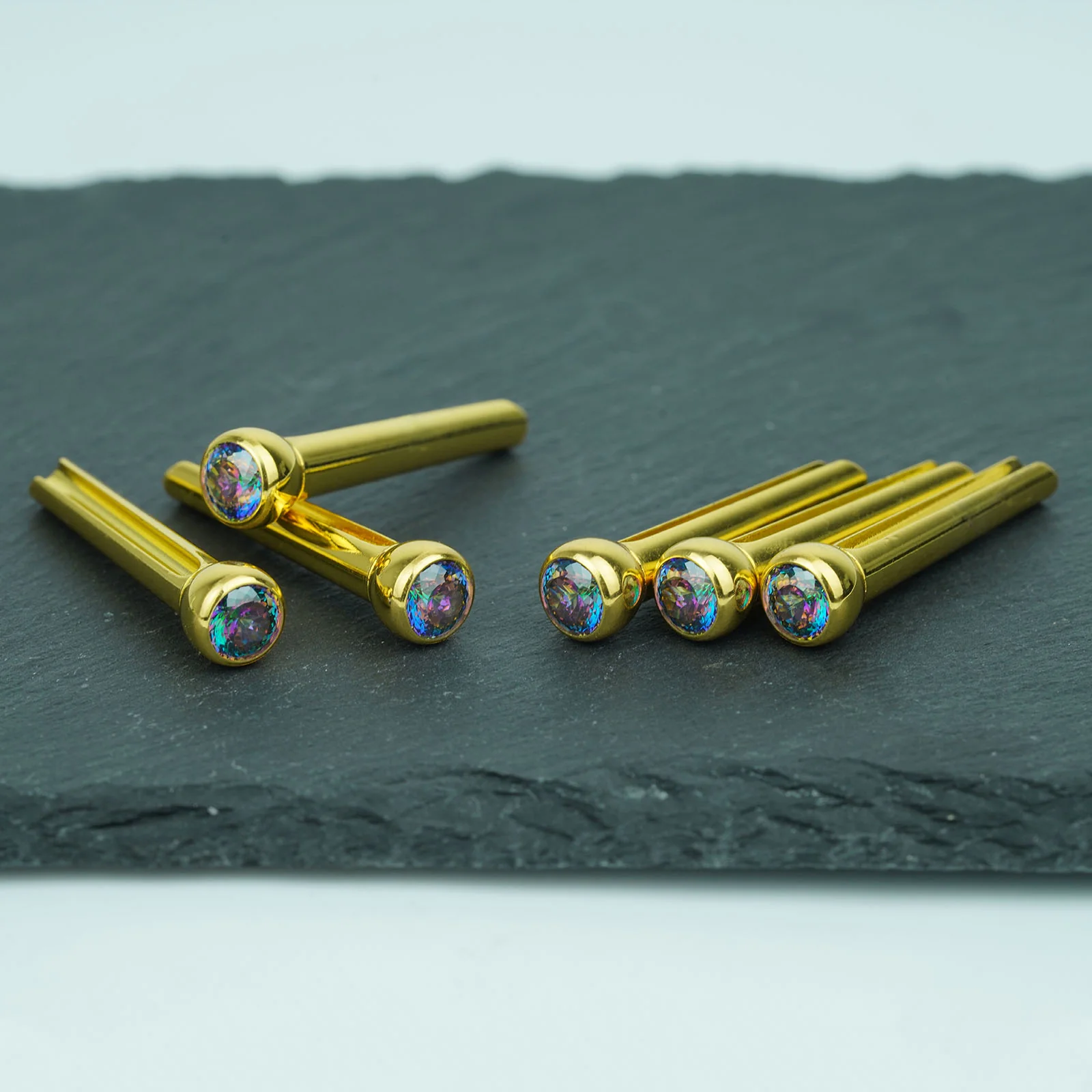 Guyker GX-008 Acoustic Guitar Bridge Pins with Colored Diamond - Image 3