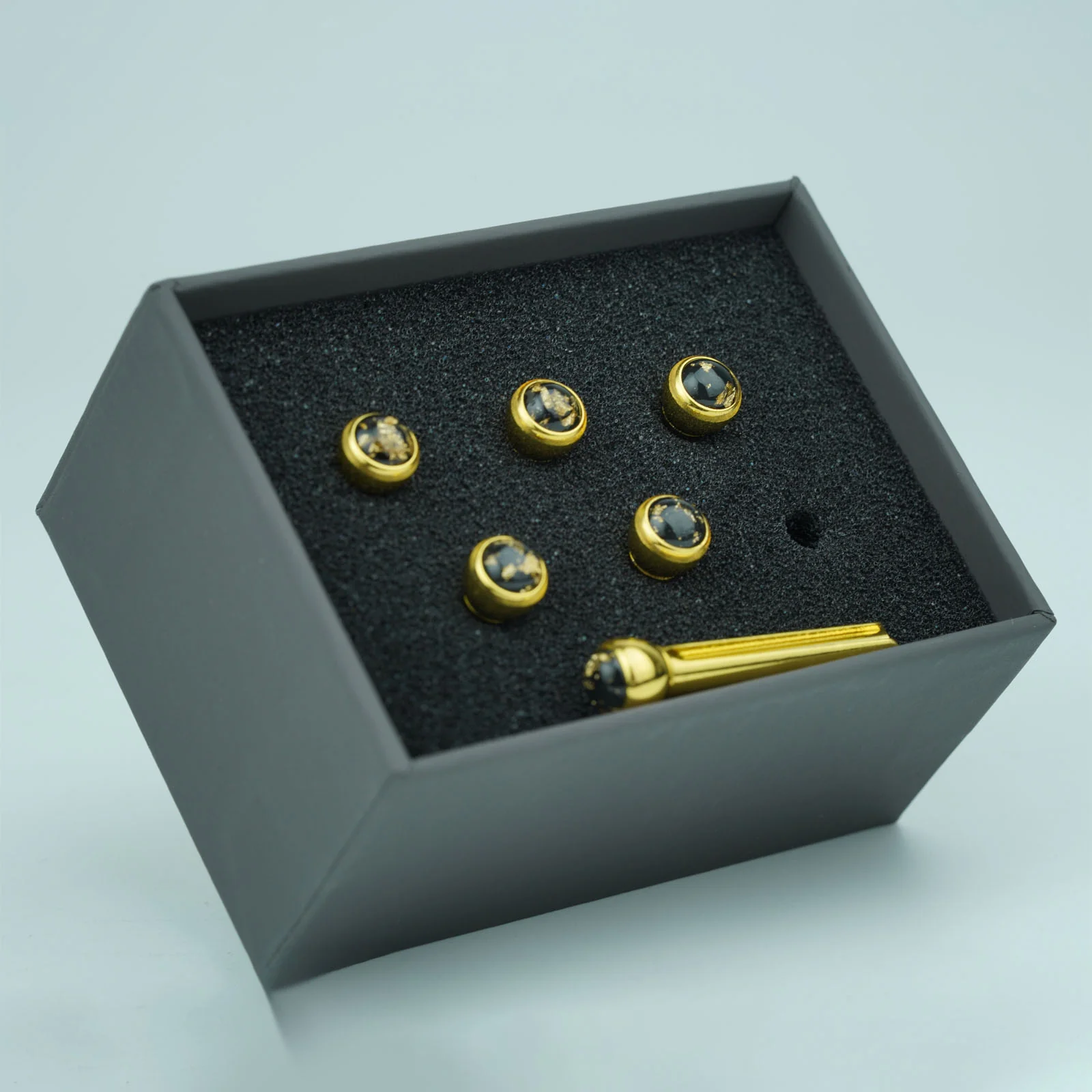 Guyker GX-002 Acoustic Guitar Bridge Pins with Gold Foil Pattern - Image 7