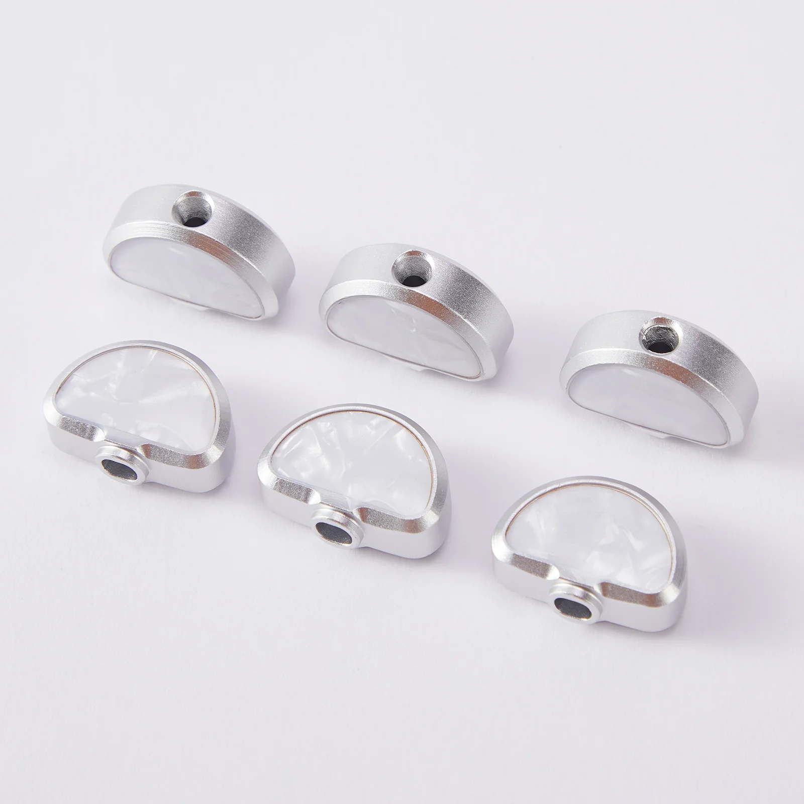 P04 Guyker White Shell Shape Tuner Buttons for 3R3L Tuners - Image 7