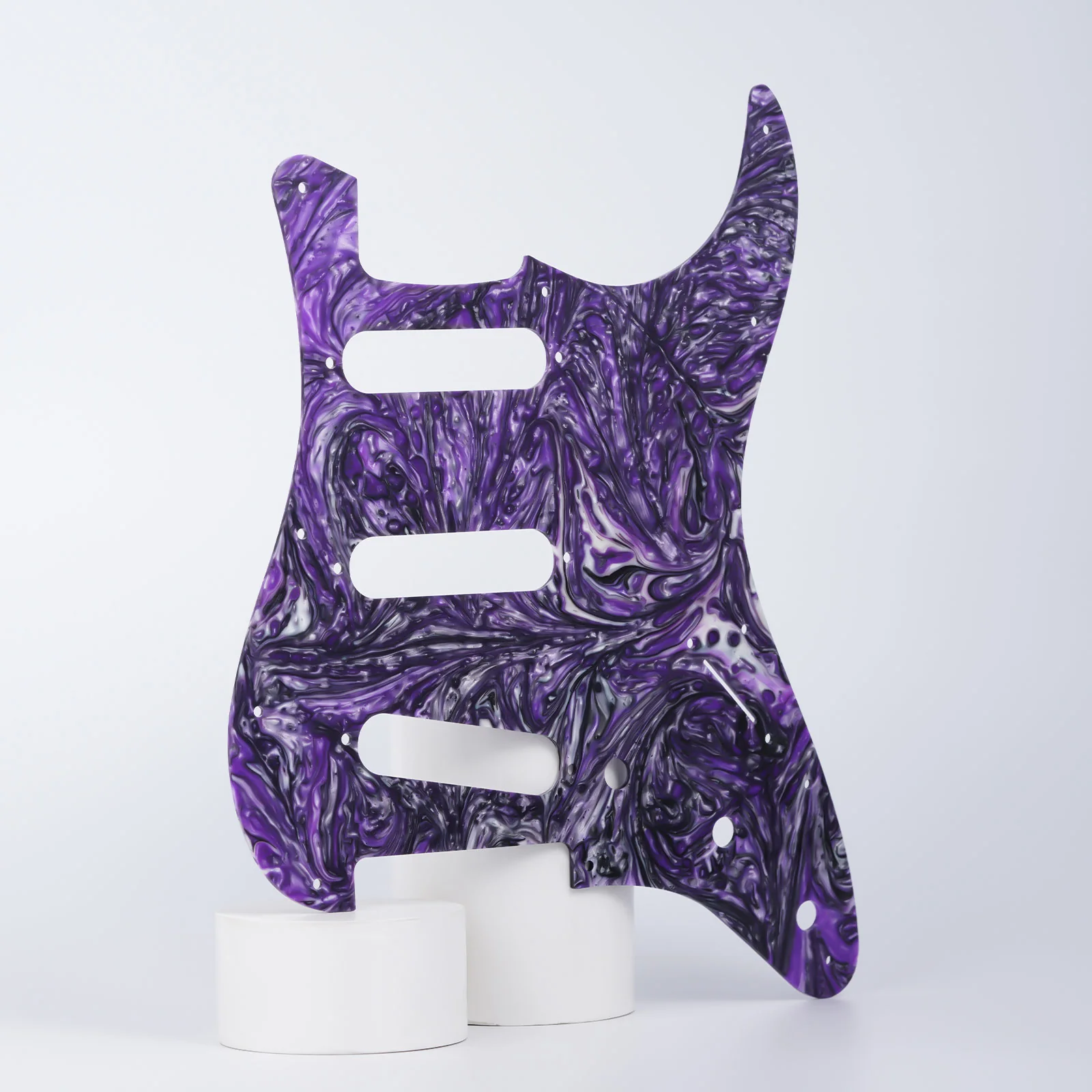PG003 11-hole S/S/S Modern Resin Pickguard for ST - Image 17