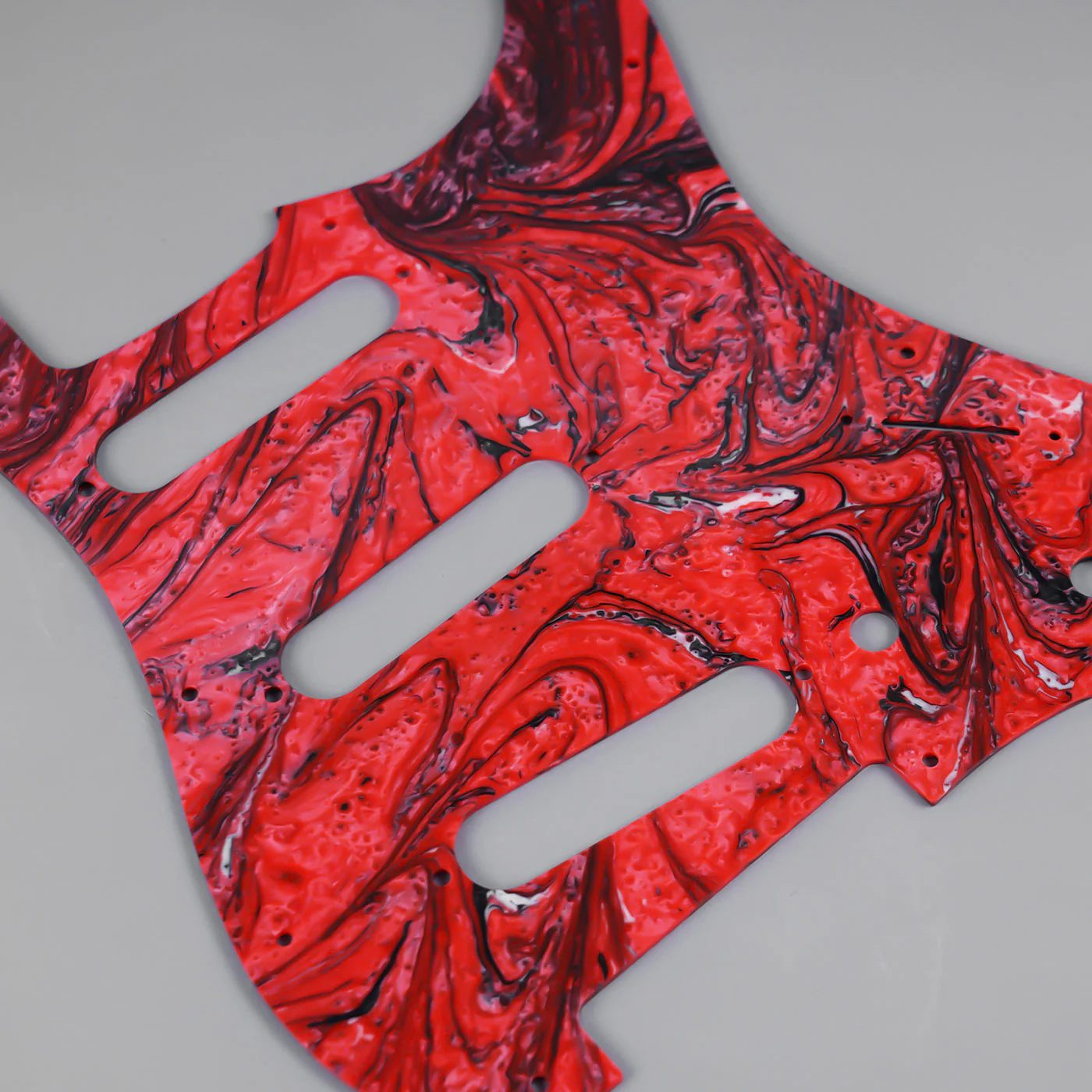 PG003 11-hole S/S/S Modern Resin Pickguard for ST - Image 4