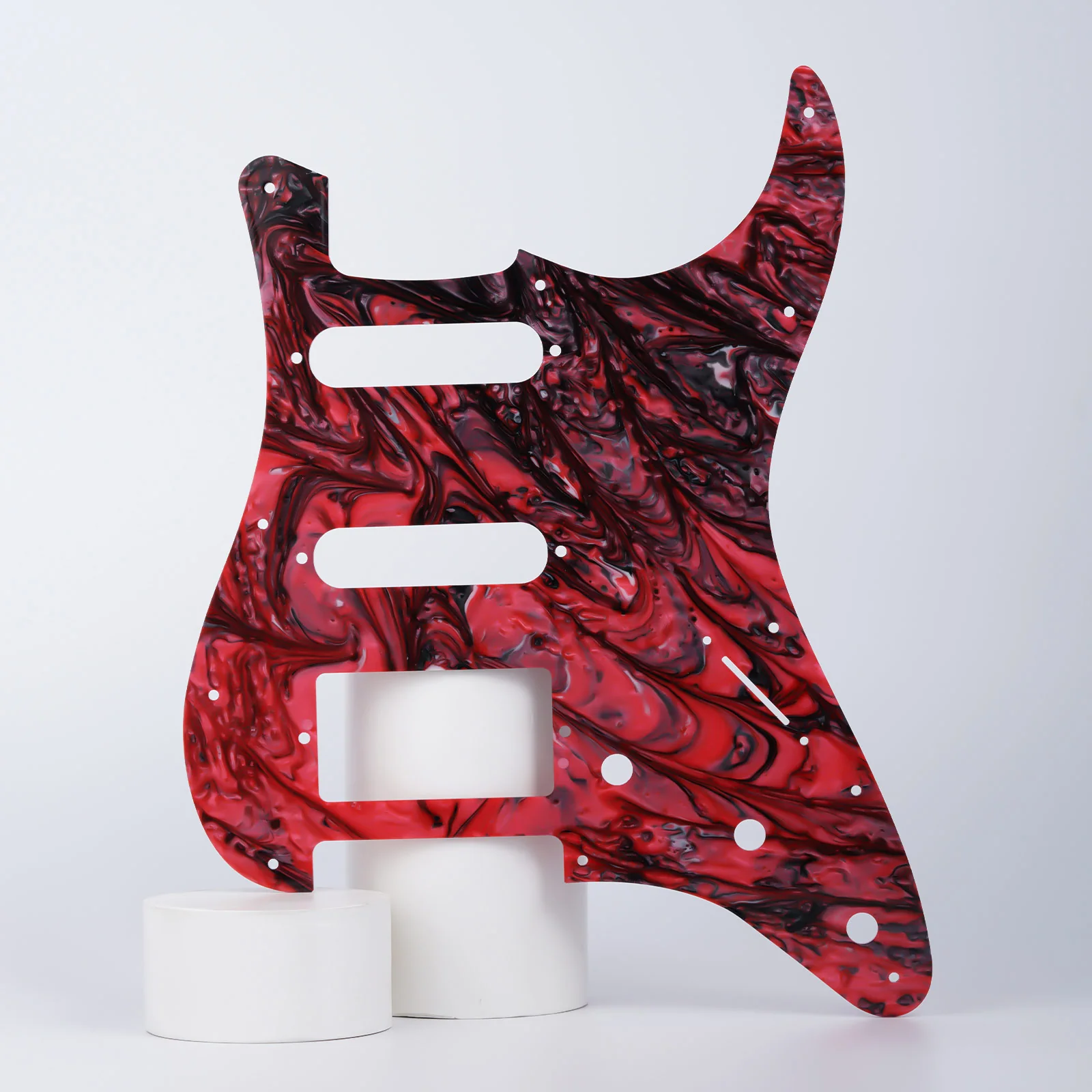 PG004 11-hole S/S/H Modern Resin Pickguard for Stratocaster® - Image 7