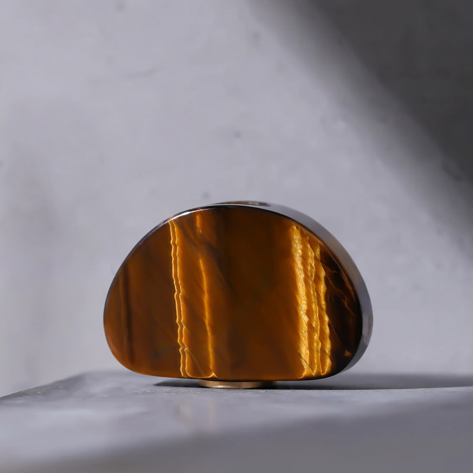 Guyker TB-008 Guyker Tuning Peg Buttons Brown for 3R3L Tuners - Image 7