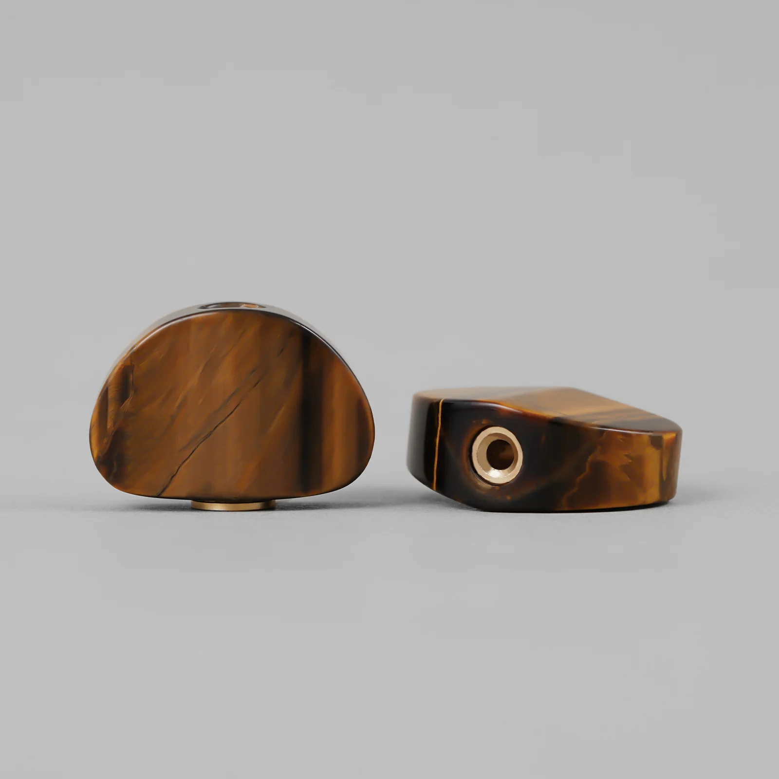 Guyker TB-008 Guyker Tuning Peg Buttons Brown for 3R3L Tuners - Image 8